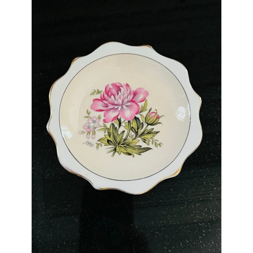 Vintage Royal Albert Bone China Butter Dish Trinket Dish Floral Gold Rim England